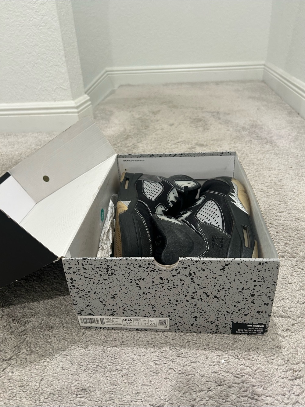 Retro Jordan 5 - Picture 3 of 9